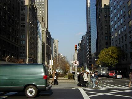 Park Avenue, looking North<br>Location: <a href="https://www.google.com/maps/search/?api=1&query=40.76152,-73.97084" target="_new">Park Ave at East 57th St</a>